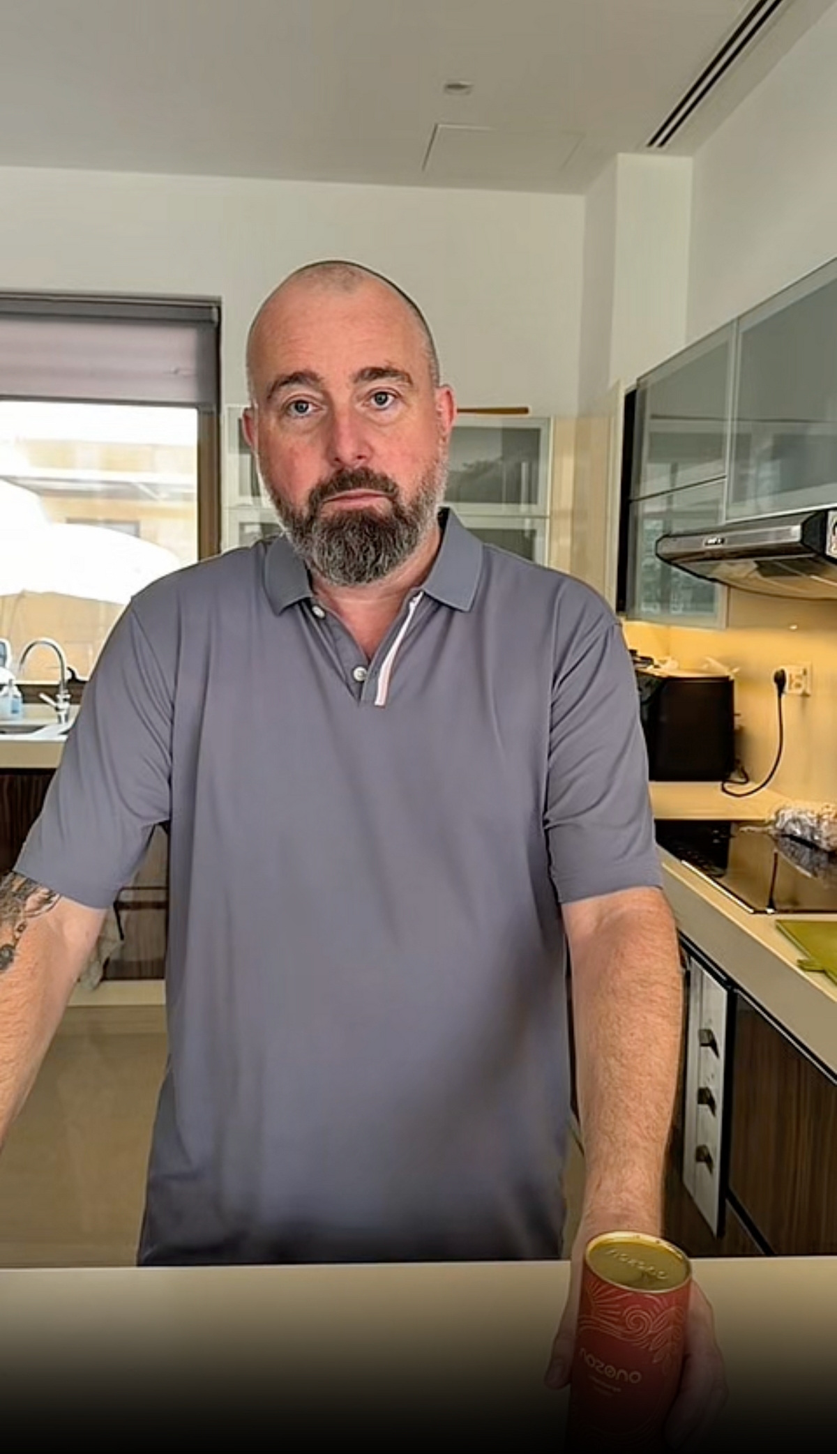 Carica il video: 