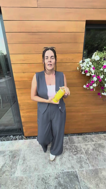 Carica il video: 